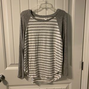 Grey & white baseball tee